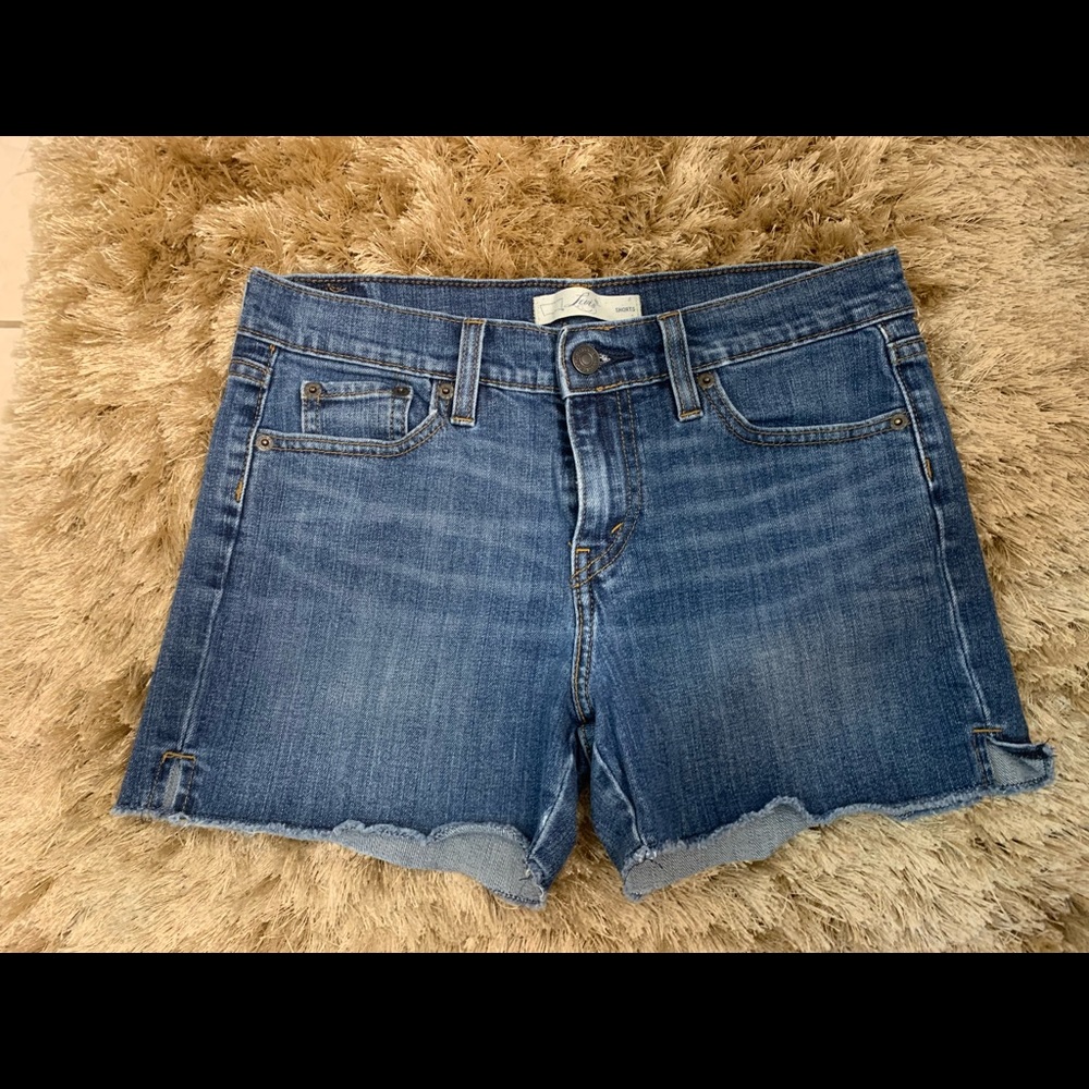Levi’s Cutoff Shorts